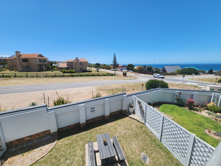 2 Bedroom Property for Sale in Reebok Western Cape